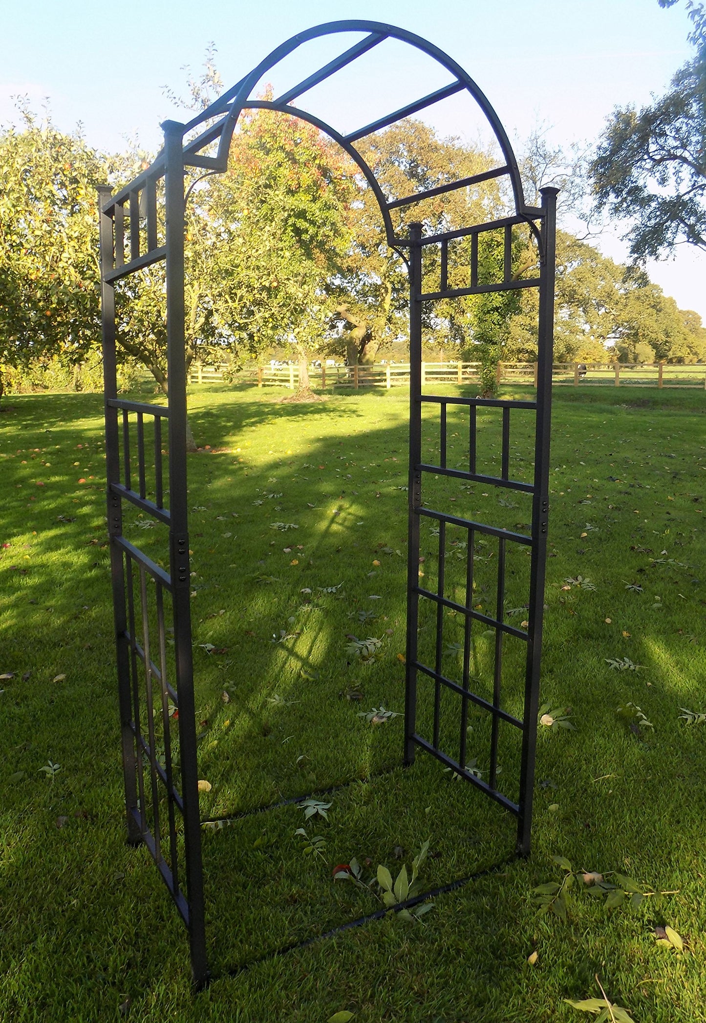 Heavy Duty Metal Garden Arch - Garden Archway for Paths - Outdoor Extra Wide Steel Decorative Arched Arbour Trellis Support - Rose Arches