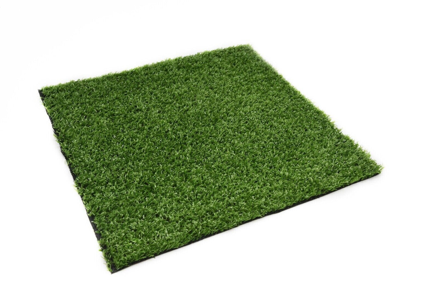 Tuda Grass Direct Blackburn Artificial Grass 7mm Pile Height - 4m x 6m (13ft1 x 19ft8)